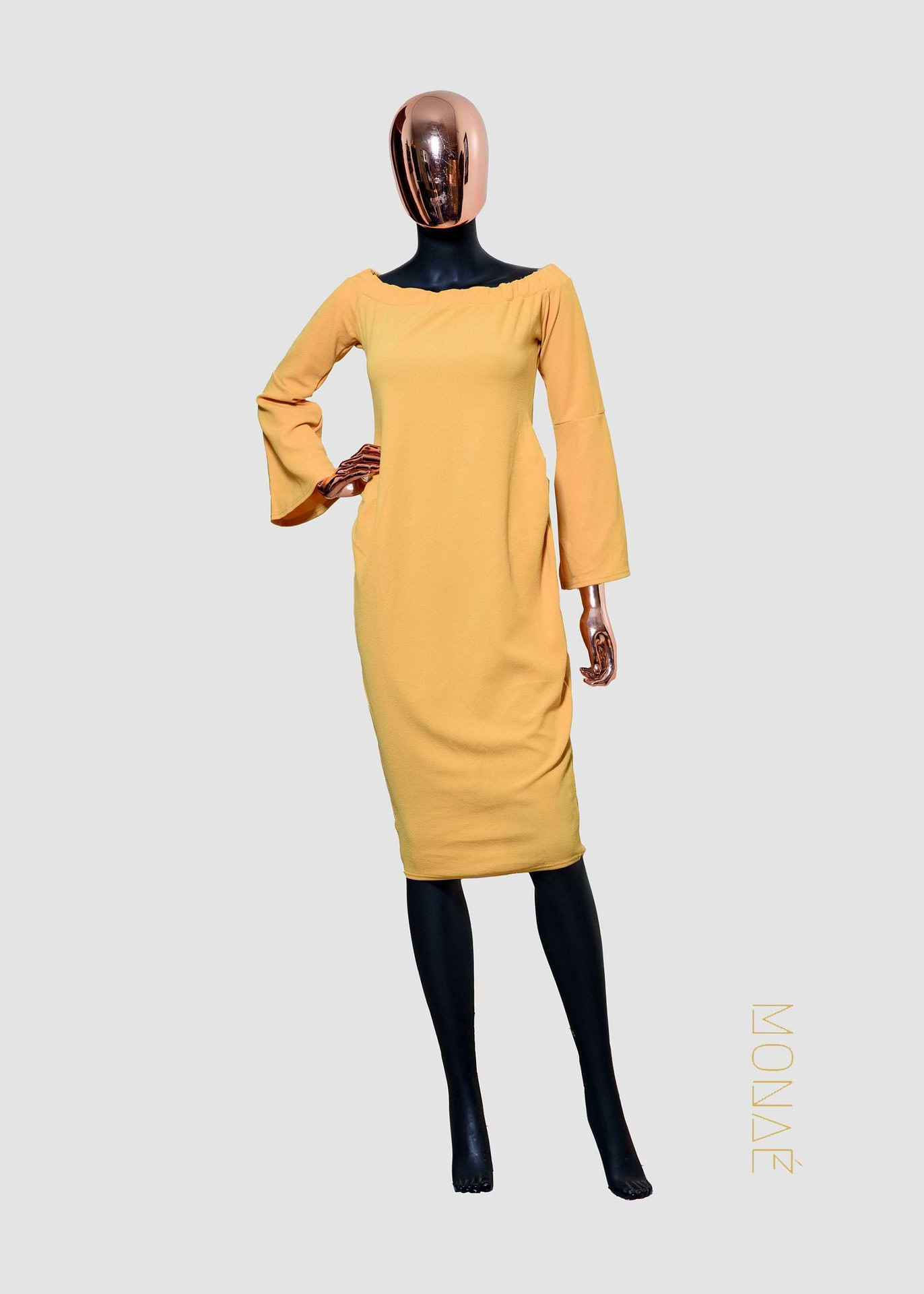 boohoo maternity midi dress